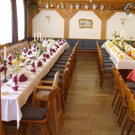 Gasthof Zum Brunnen Mornsheim Exterior photo